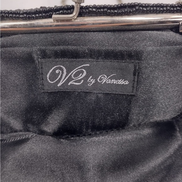 Elegant Black Beaded Clutch - Picture 3 of 6